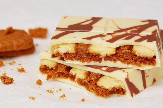 Dubai Chocolate: Crunchy Lotus Cheesecake